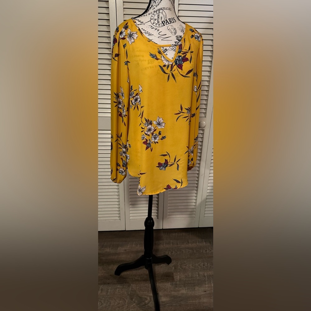 Torrid - yellow with flowers blouse